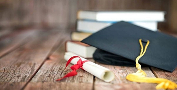 حداقل سه‌ ماه زمان برای دفاع دانشجویان از پایان نامه‌ها تمدید می‌شود